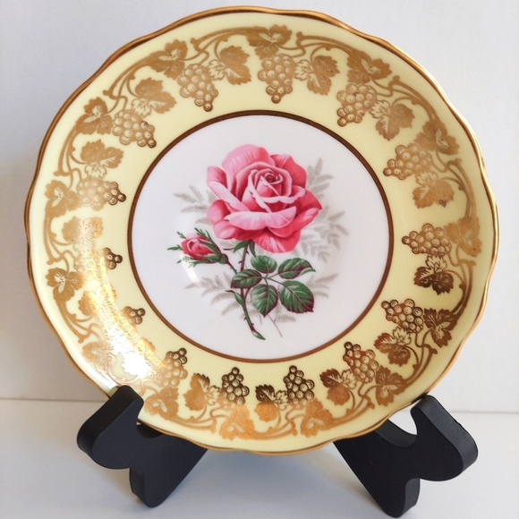 Hammersley Other - Vintage Hammersley Bone China Replacement Saucer